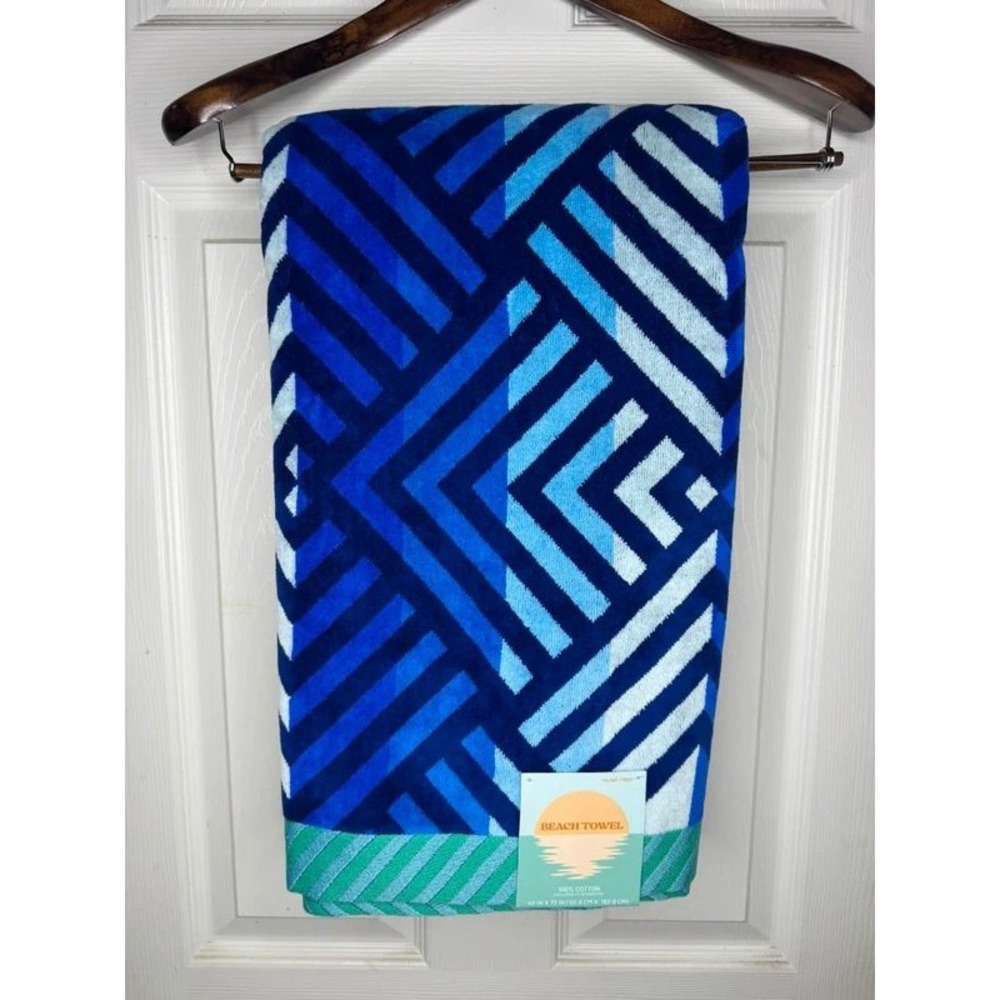 NWT Welspun Oversized 100% Cotton Beach Towel 40x72 Blue Geometric 1796227